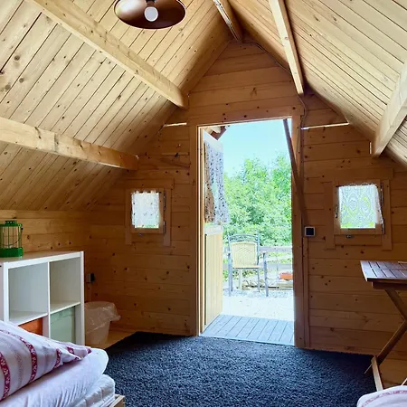 מלון דירות Kastanienhof 3*