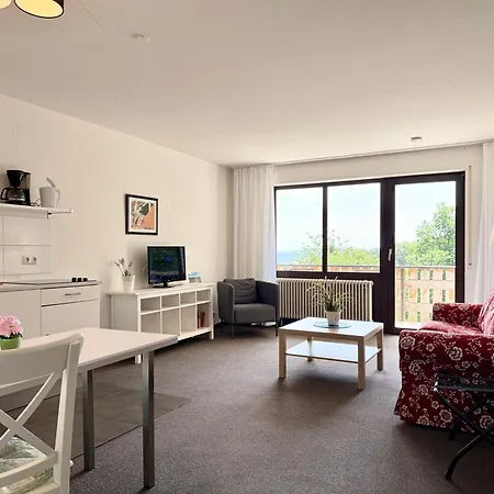 Apart-Hotel Kastanienhof アパートホテル 3*